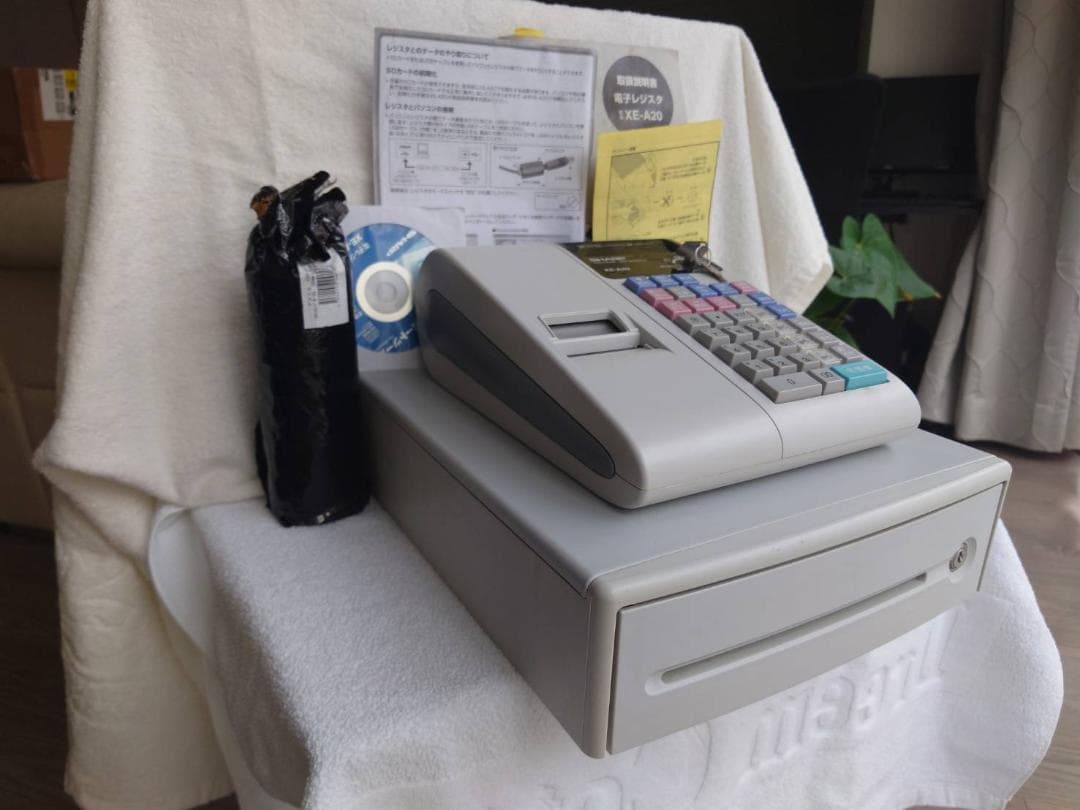 シャープ SHARP XE-A20 レジスター 本体レジロール付き