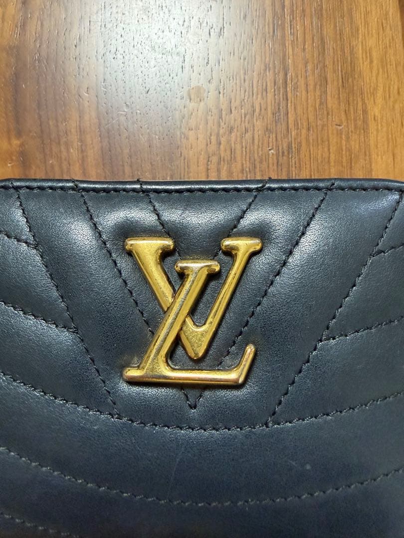 Louis Vuitton 難あり二つ折り財布