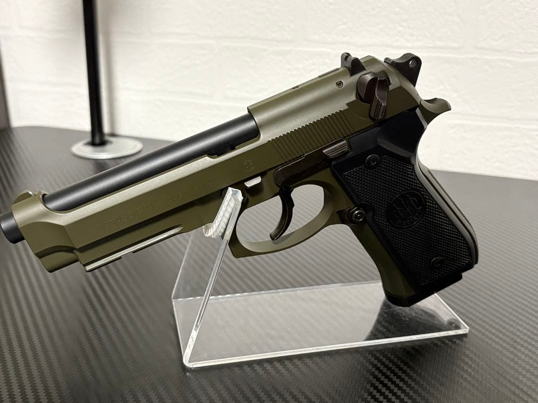 ウエスタンアームズ　ベレッタM9A1　OD　ガスガン