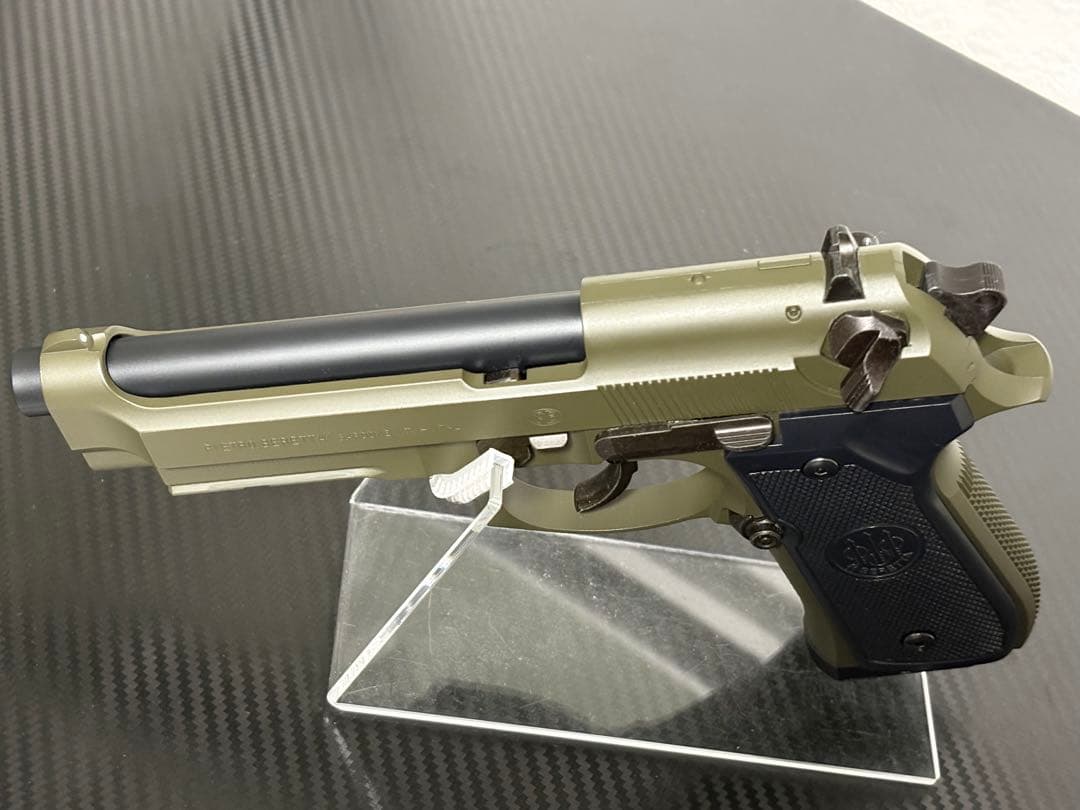 ウエスタンアームズ　ベレッタM9A1　OD　ガスガン