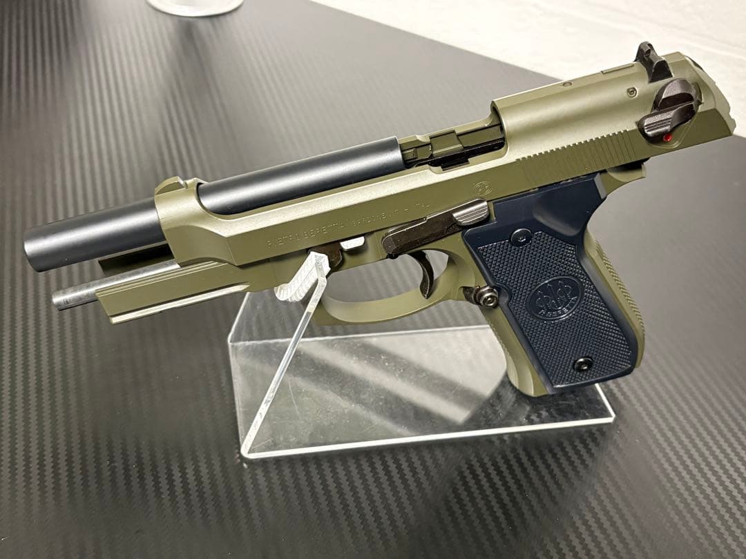 ウエスタンアームズ　ベレッタM9A1　OD　ガスガン