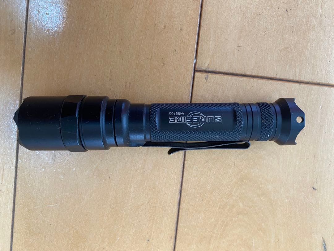 シュアファイアSURE FIRE E2D LED DEFENDER ULTRA