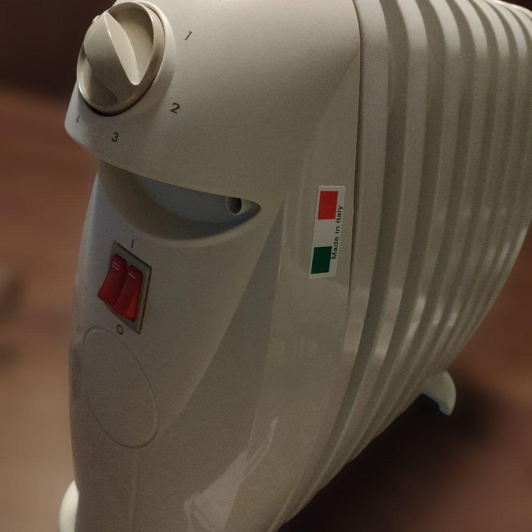 DeLonghi オイルヒーター ホワイトTRN0808C