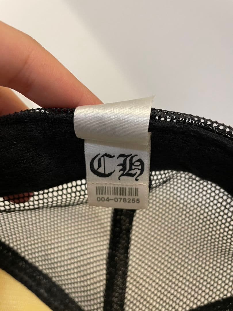 CHROME HEARTS トラッカーキャップ