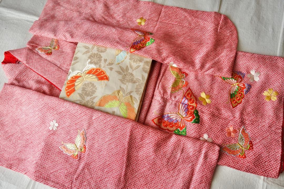 セット　総絞り　総刺繍　四つ身　七五三　着物　帯　長襦袢