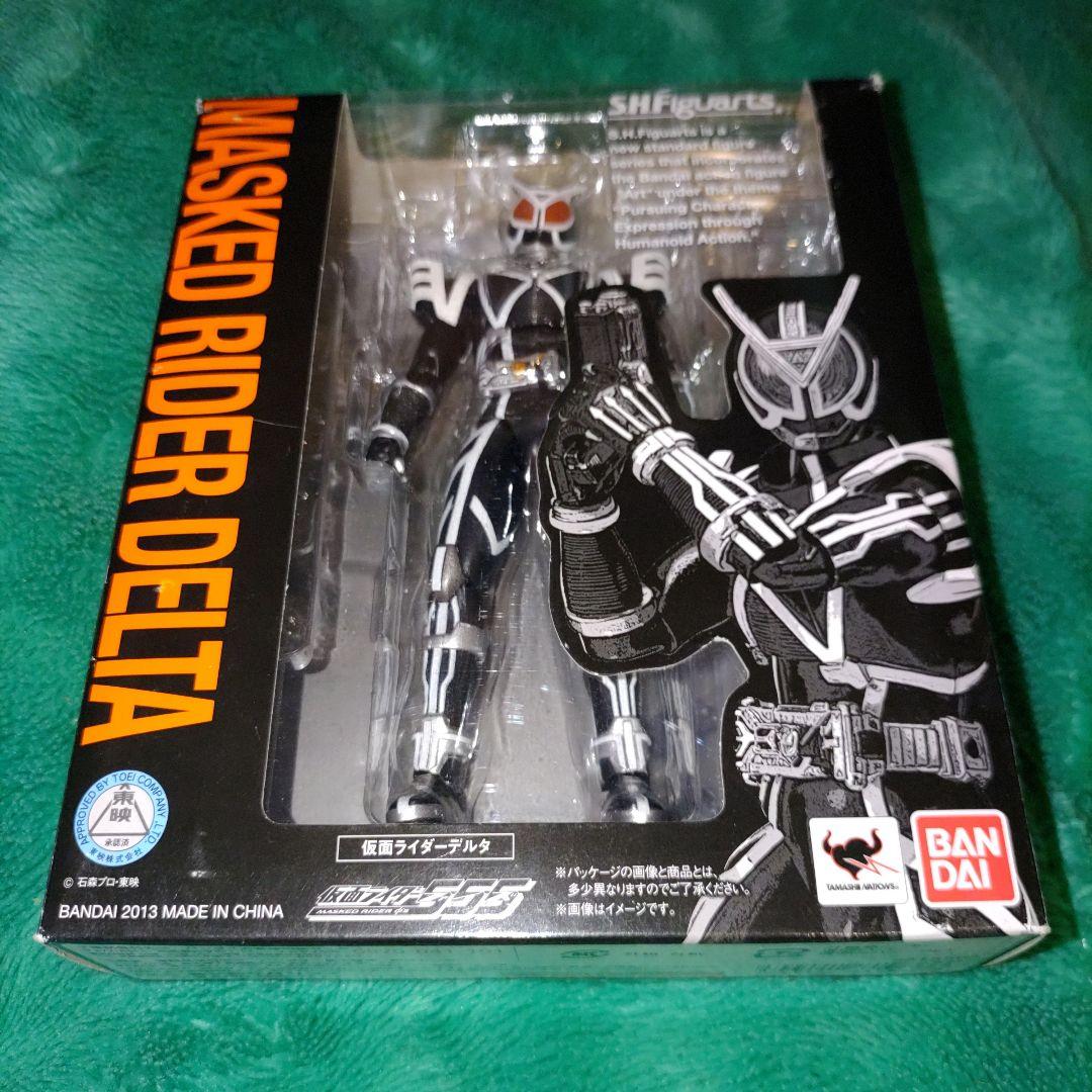 【美品】S.H.Figuarts 仮面ライダーデルタ 東映 仮面ライダー555