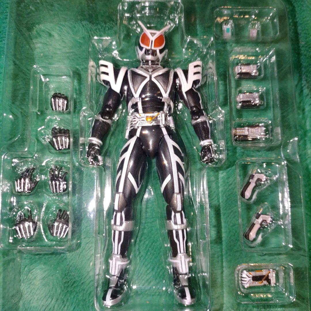【美品】S.H.Figuarts 仮面ライダーデルタ 東映 仮面ライダー555