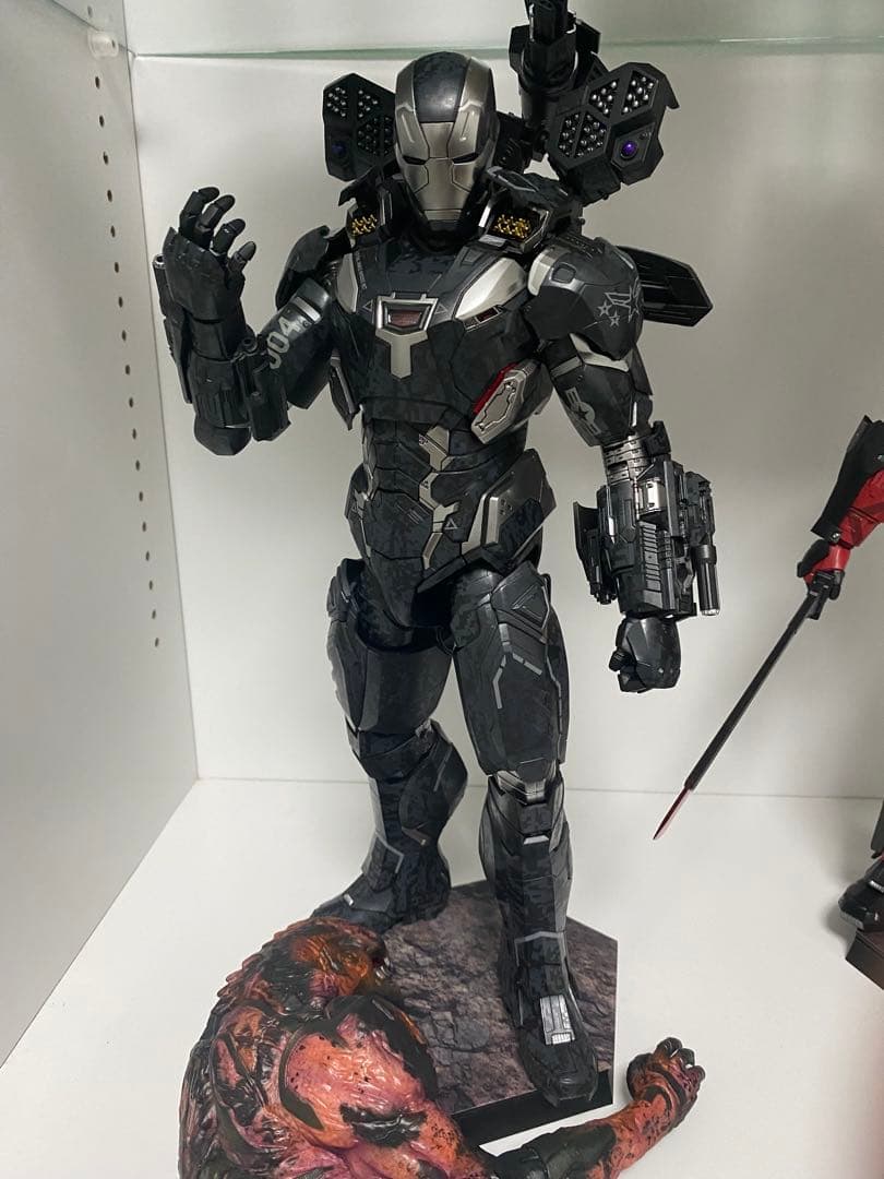 アイアンマン　ウォーマシン　マーク4 ホットトイズ　特典付き