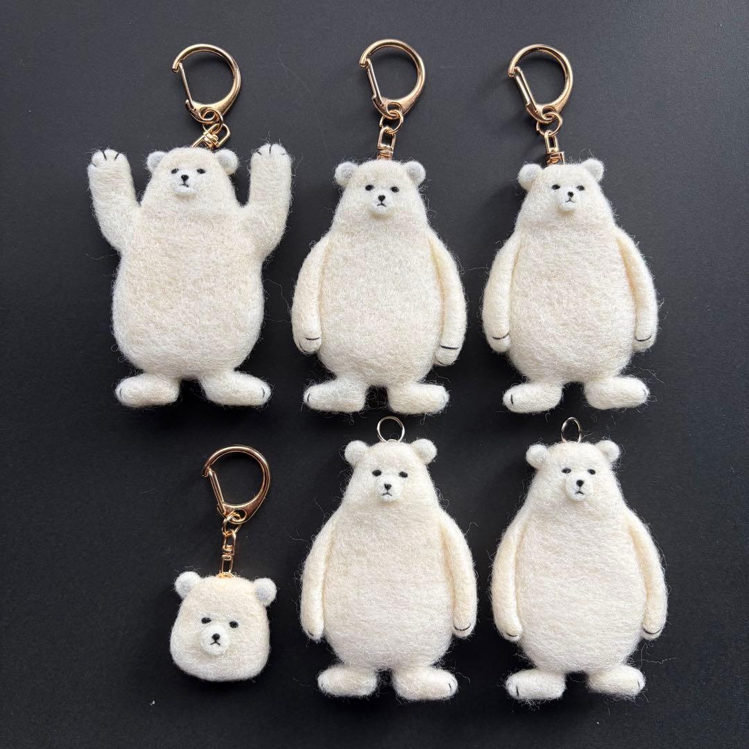 【☆Ted様☆】羊毛フェルトキーホルダー　しろくま　ハンドメイド