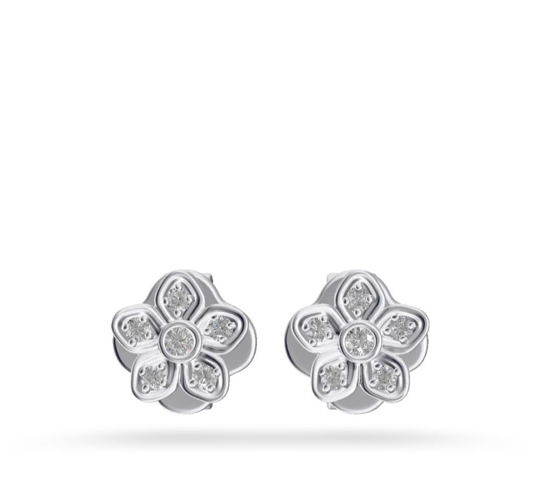 ワイルドフラワー プティ パヴェ ダイヤモンド スタッドイヤリング　グラフ