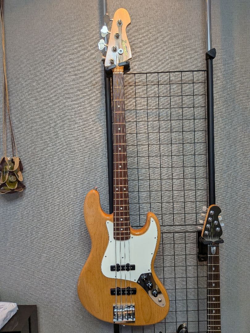 ベース Atelier Z VM#4 Vintage modern MVT