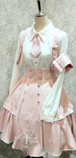 アマベル、Eternel CroiXティアードスカート＆ブラウス