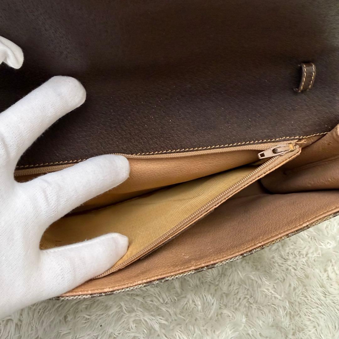 GUCCIグッチ GGスプリーム クラッチバッグ 2wayショルダーバッグ 金具