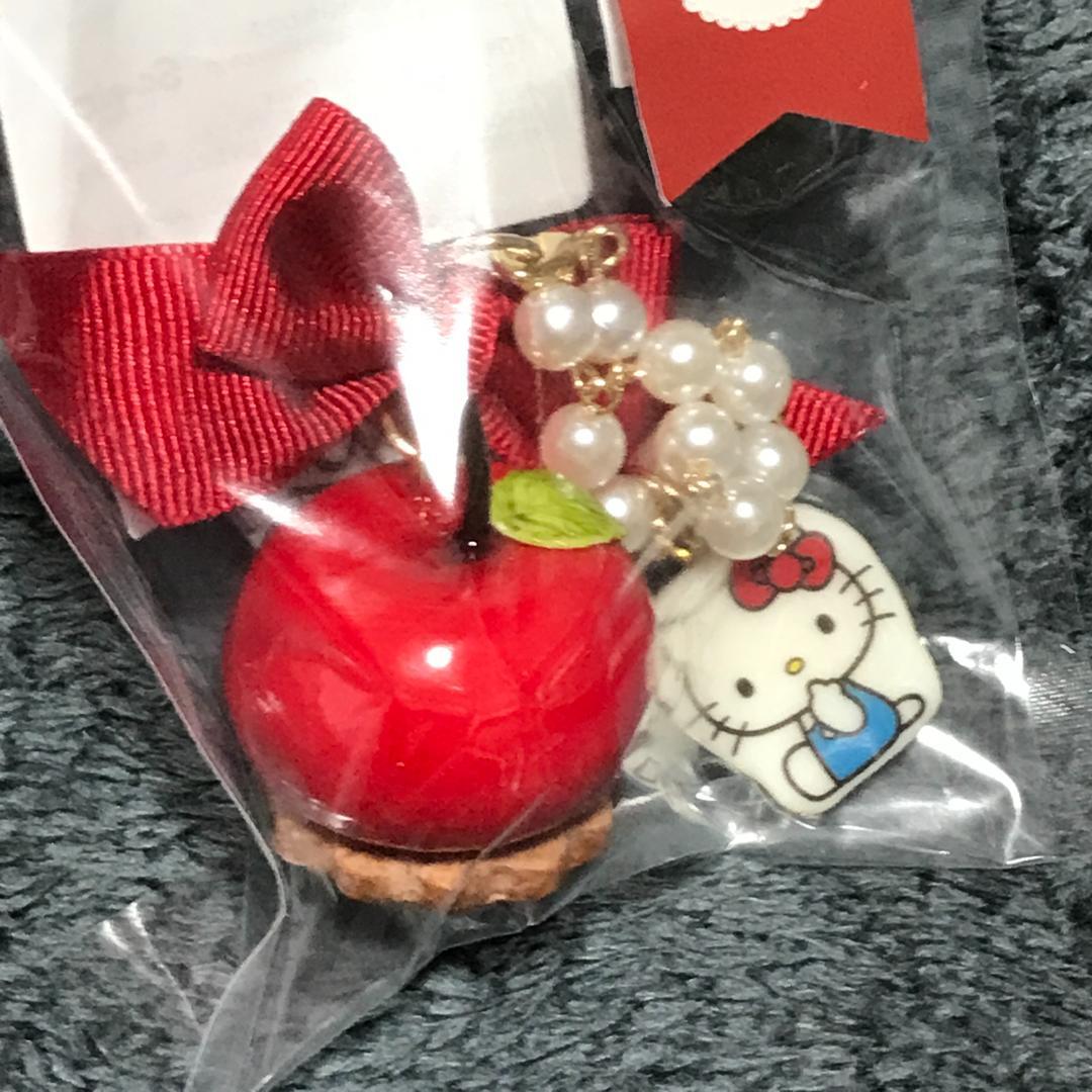 TiTi 　ハローキティ　バッグチャーム　キーホルダー　伊勢丹　サンリオ