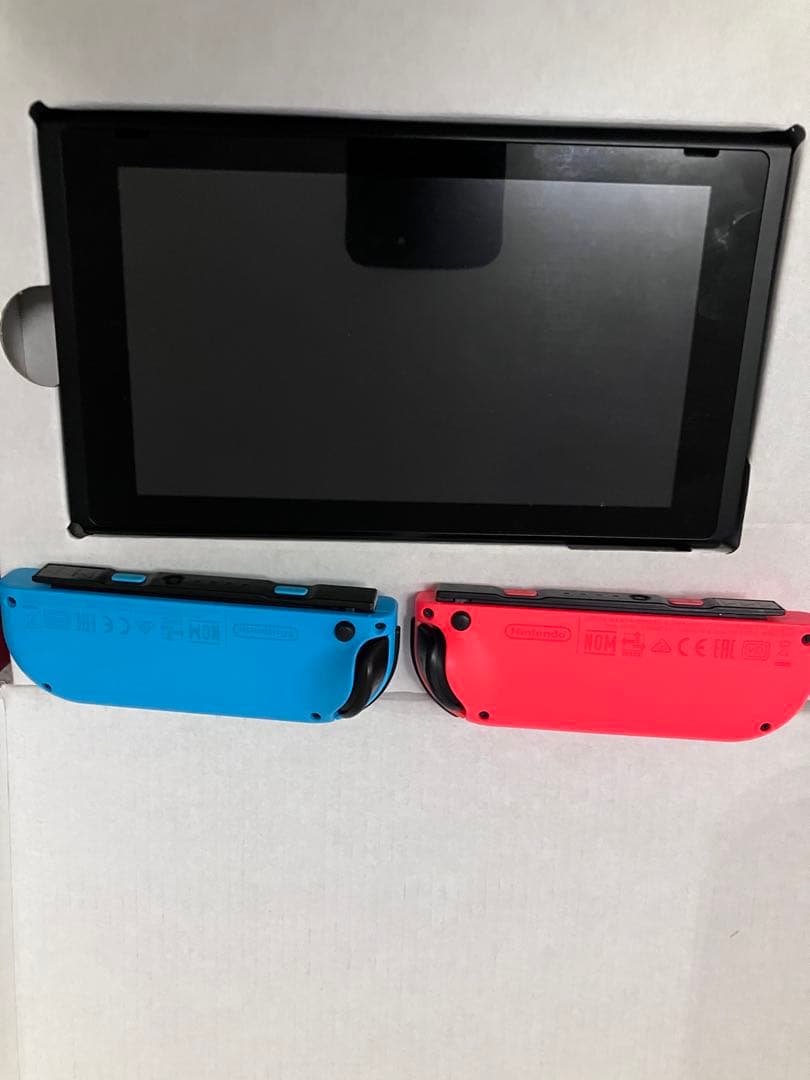 Nintendo Switch 本体 Joy-Con４個付き