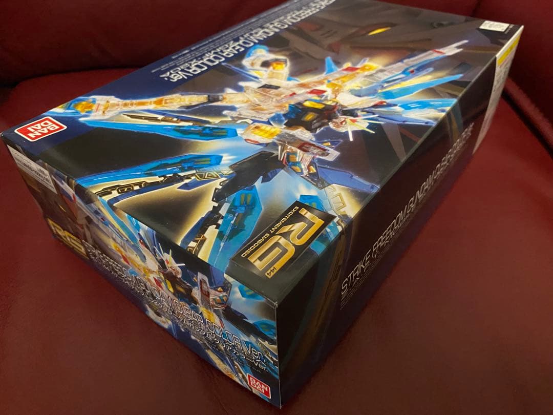 2点セット　RGストライクフリーダムガンダムクリアカラーVer.＋天空の翼