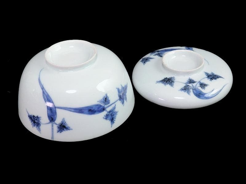 古伊万里　染付　人参に蝶の図　蓋茶碗 江戸期　C452AS-CAy