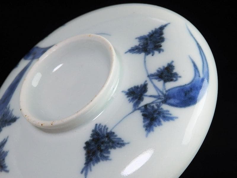 古伊万里　染付　人参に蝶の図　蓋茶碗 江戸期　C452AS-CAy