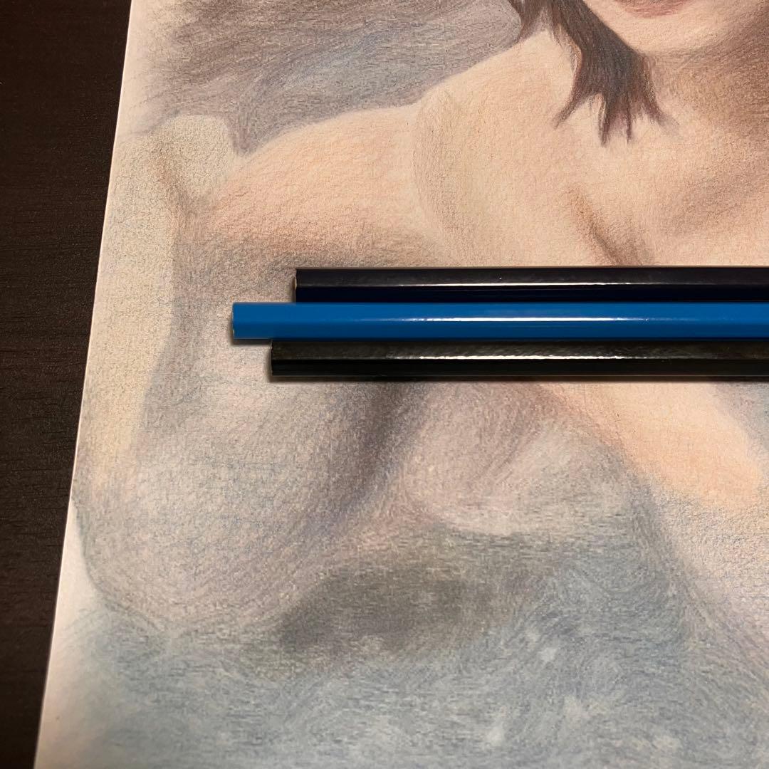 女優画⑦額装品　額縁寸法32.7㎝×24.0㎝×1.5㎝　色鉛筆画　定款付