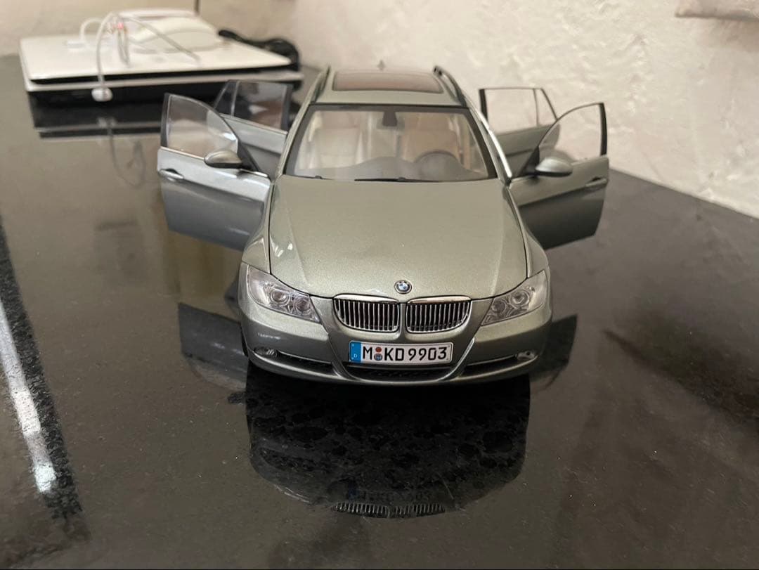 BMW 3シリーズ ミニカー シルバー