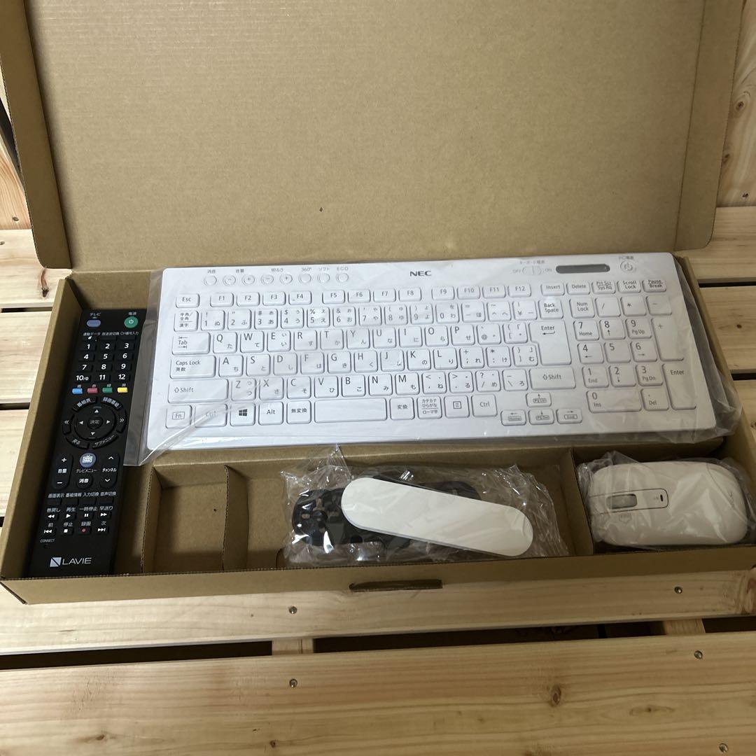 ディスプレイ・モニター本体 NEC lavie ha770raw