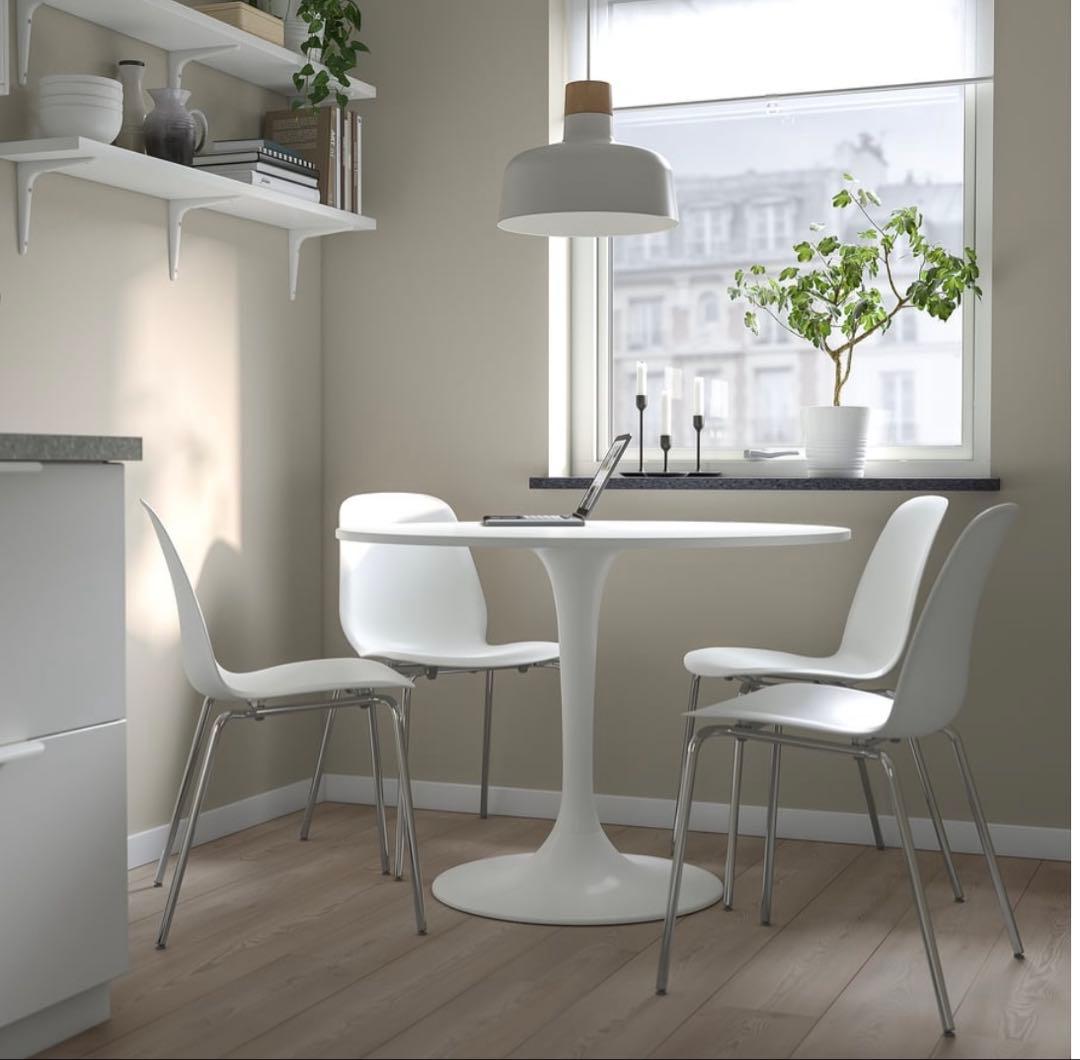 IKEA ラウンドテーブル