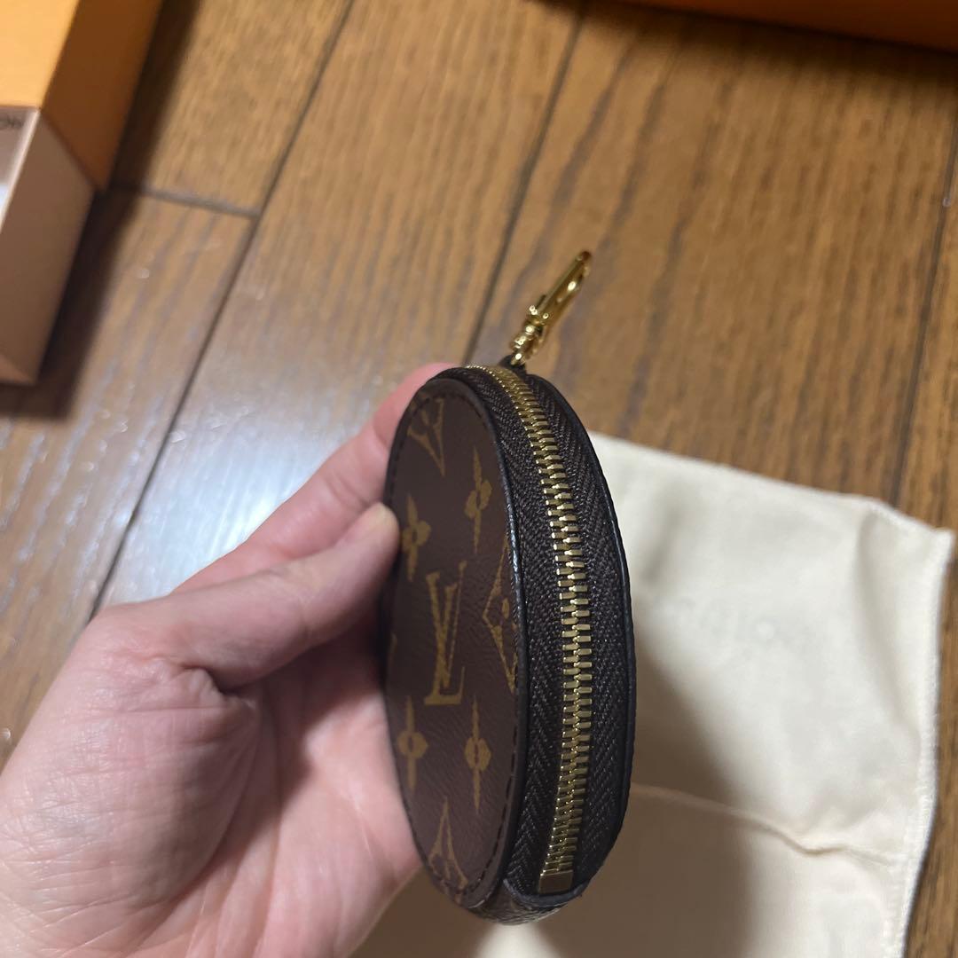 Louis Vuitton モノグラムのケース