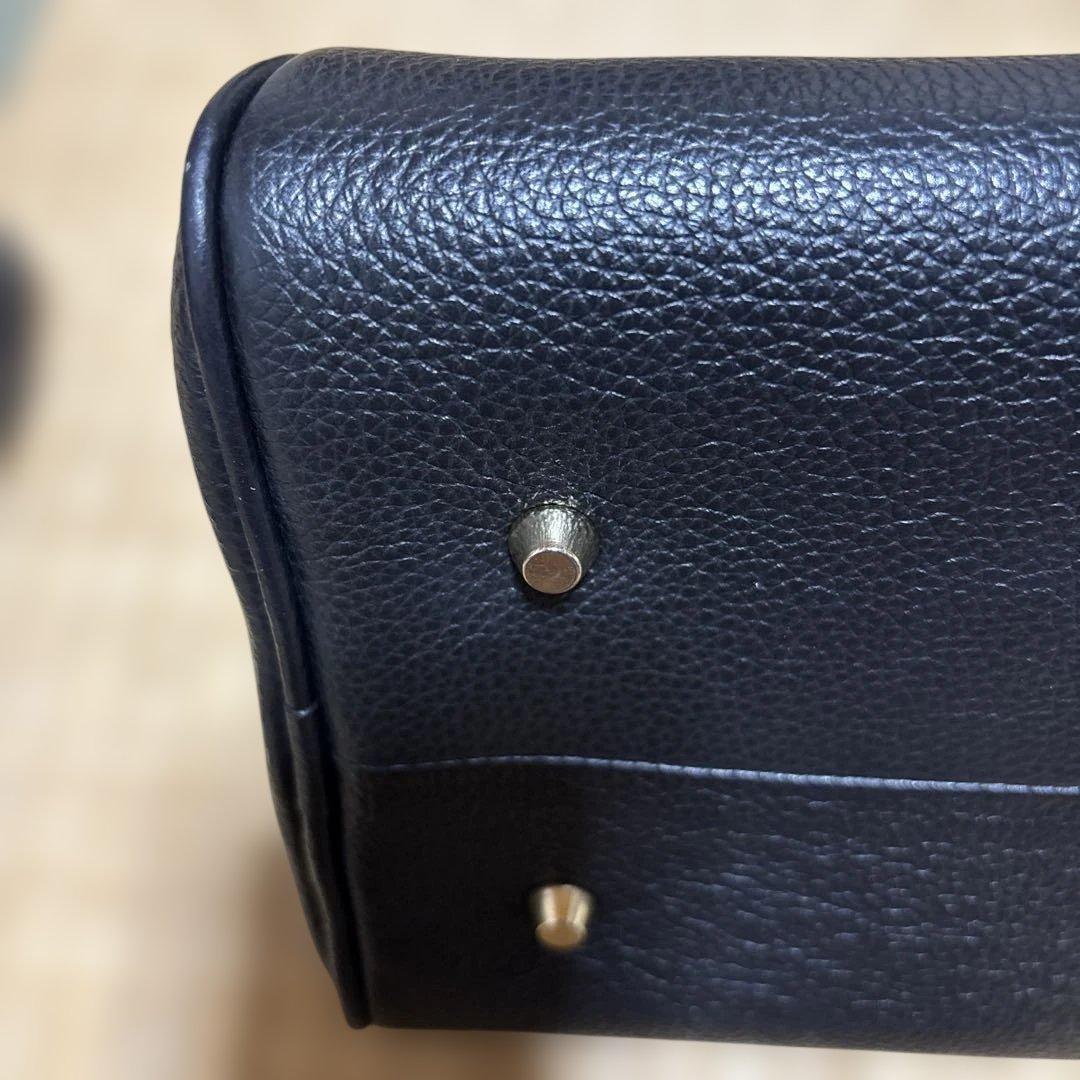 CHRISTIAN VILLA 黒 レザー ショルダーバッグ