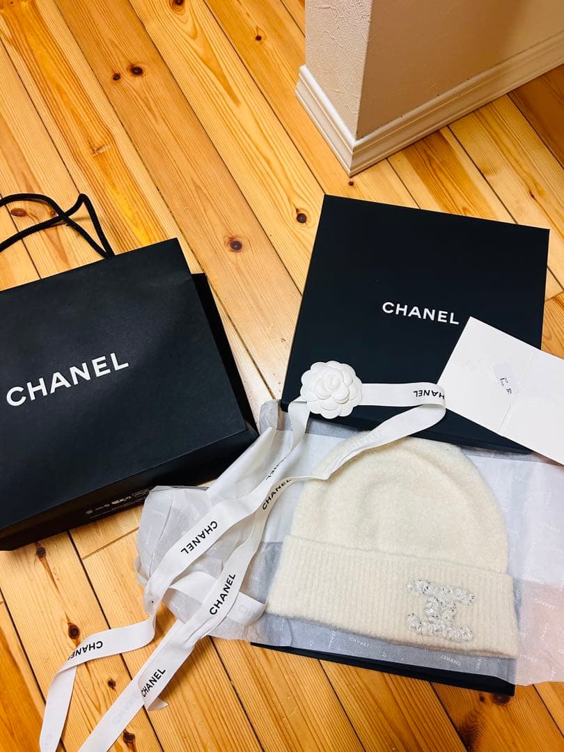 CHANEL シャネル 2025新作　カシミヤシルク　ニット帽 CCロゴ