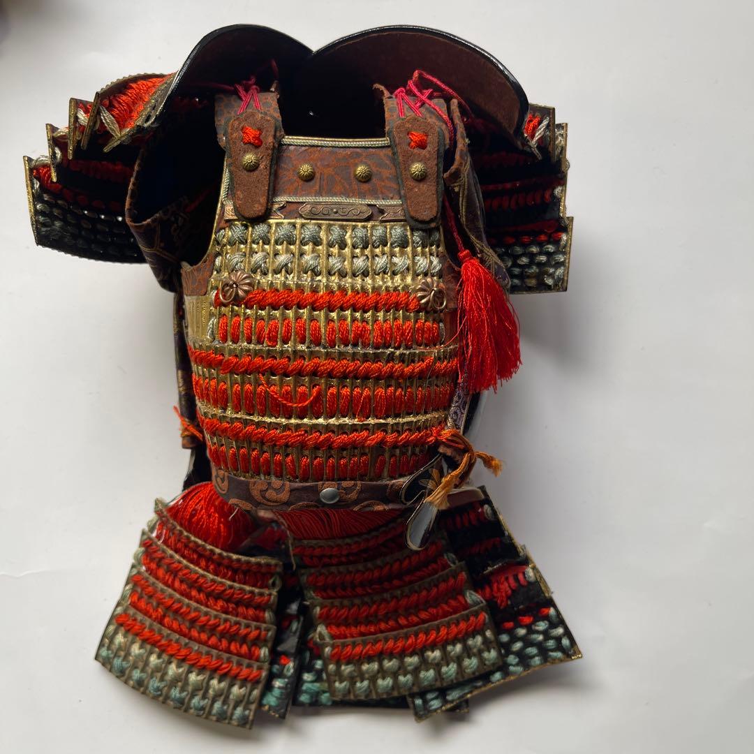 貴重！ 武者人形　武士の鎧 兜人形 75年前の日本古来の伝統的武者人形作品