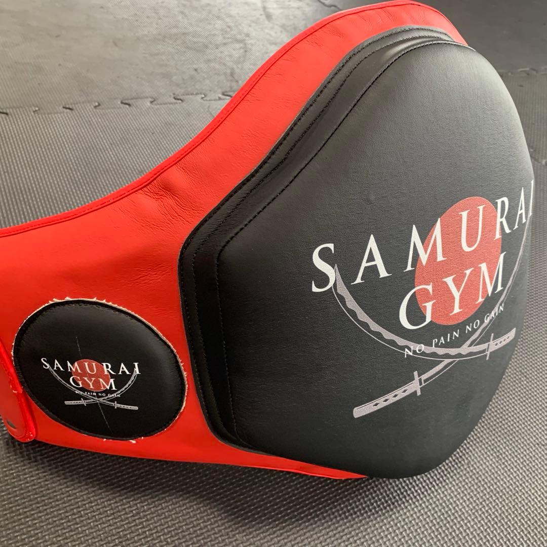 【送料無料　SAMURAI メーカーボディプロテクター ムエタイ