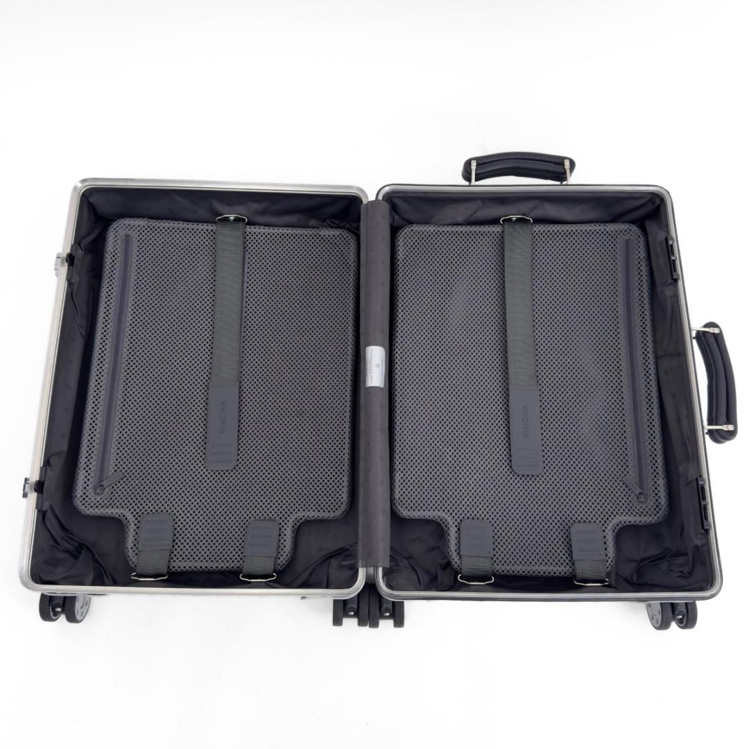 リモワ クラシック キャビンS 33L 機内持ち込み 4輪 TSAロック アルミ