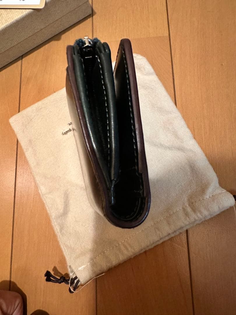 GANZO AVON (エイボン)Lファスナー二つ折り財布ブリティッシュグリーン