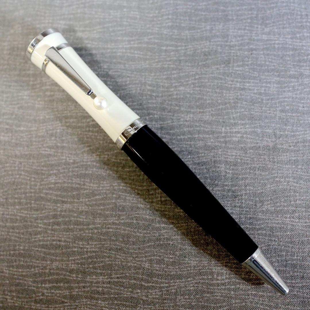 【限定品 料込み】モンブラン ボールペン グレタガルボ 真珠 パール
