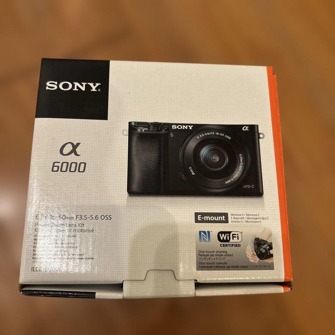 【低ショット1800回】SONY α6000 標準レンズセット ホワイト おまけ