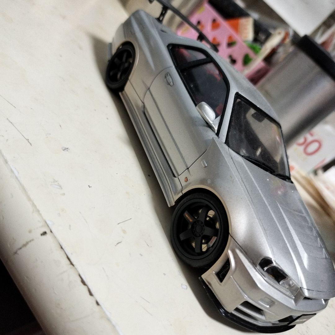 Nissan Skyline GT-R R34 シルバー