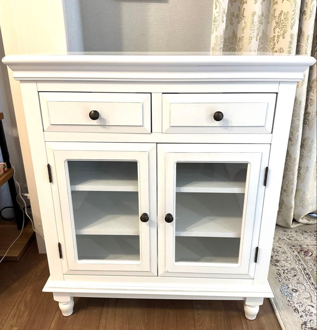 ホワイト木製 キャビネット アンティーク調