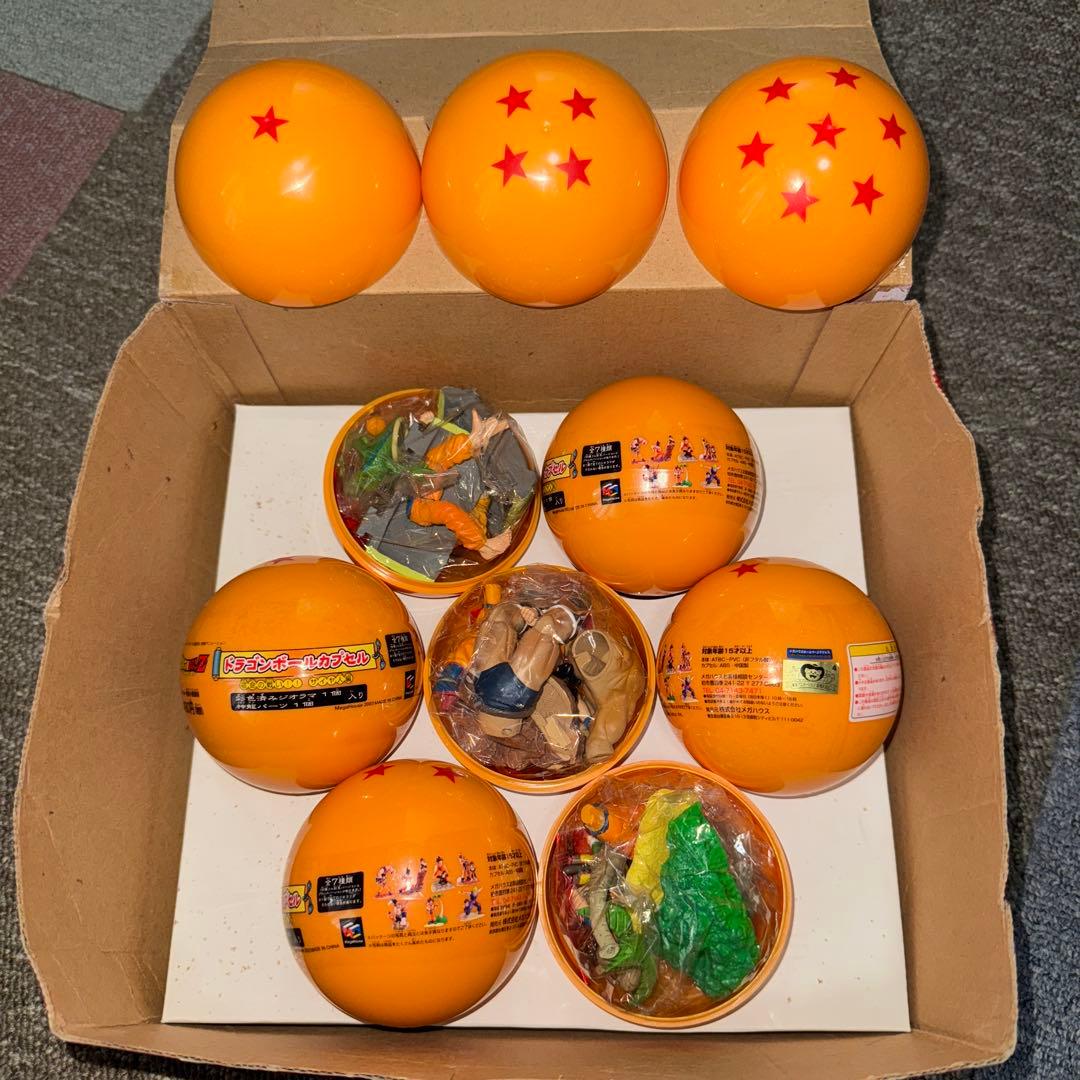 カプセル未開封あり　ドラゴンボール カプセル７個＋ガチャガチャ２個