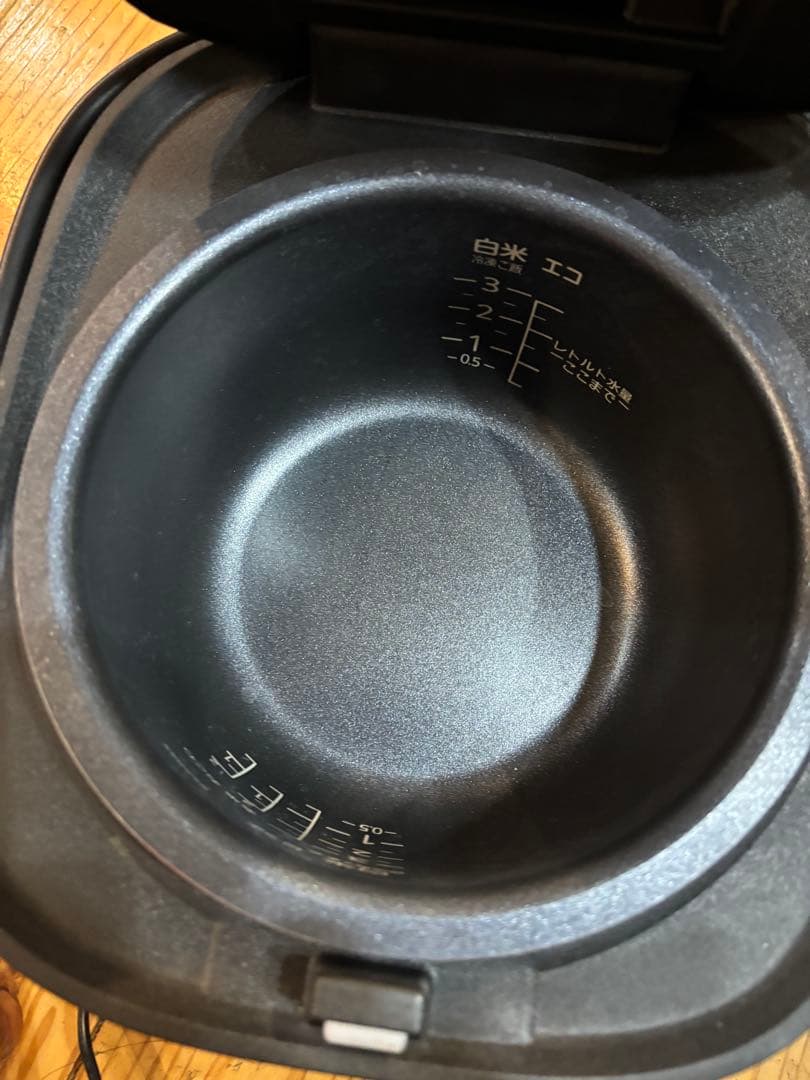 炊飯器 3合 TIGER タイガー JBS-B055メタルブラック