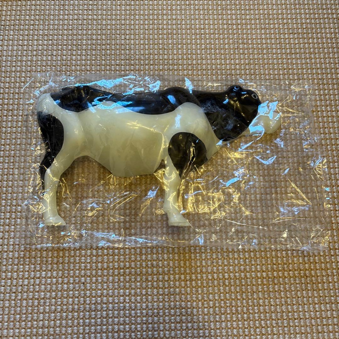 【マルサン】プラモデル　乳牛の秘密（欠けてる部分あり）