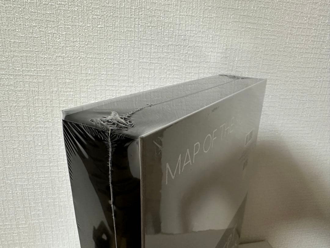 【新品未開封】BTS MAP OF THE SOUL ON:E 写真集