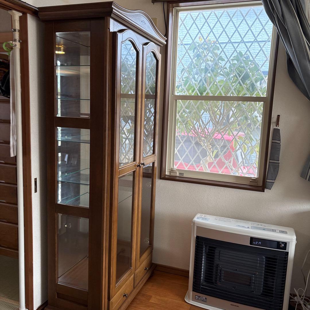 高級家具　passionブランド　縦型　カップポード　飾り棚照明付　背面鏡棚5