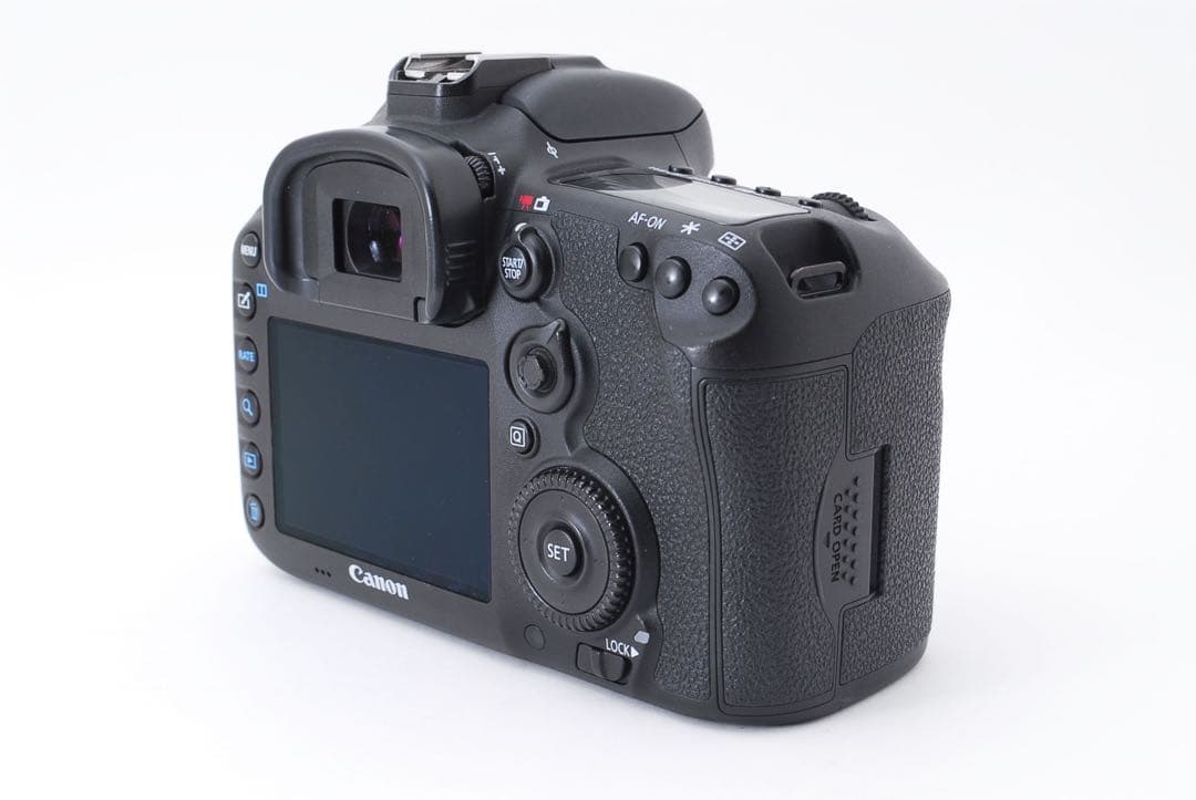 一眼レフカメラ Canon EOS 7D Mark II標準&望遠レンズセット