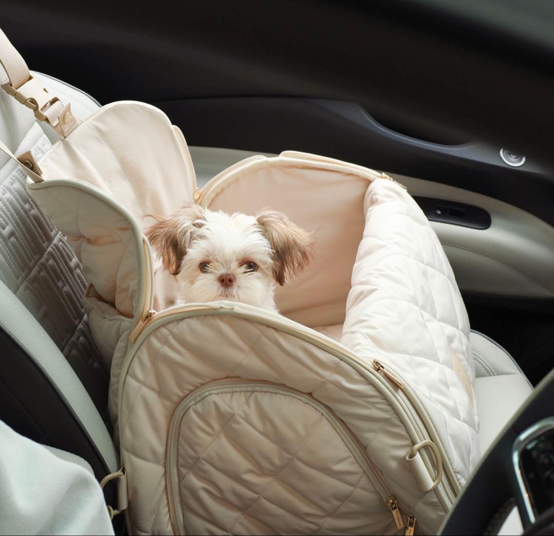 モンシェリ キルティングトライアングルドライブペットバッグ