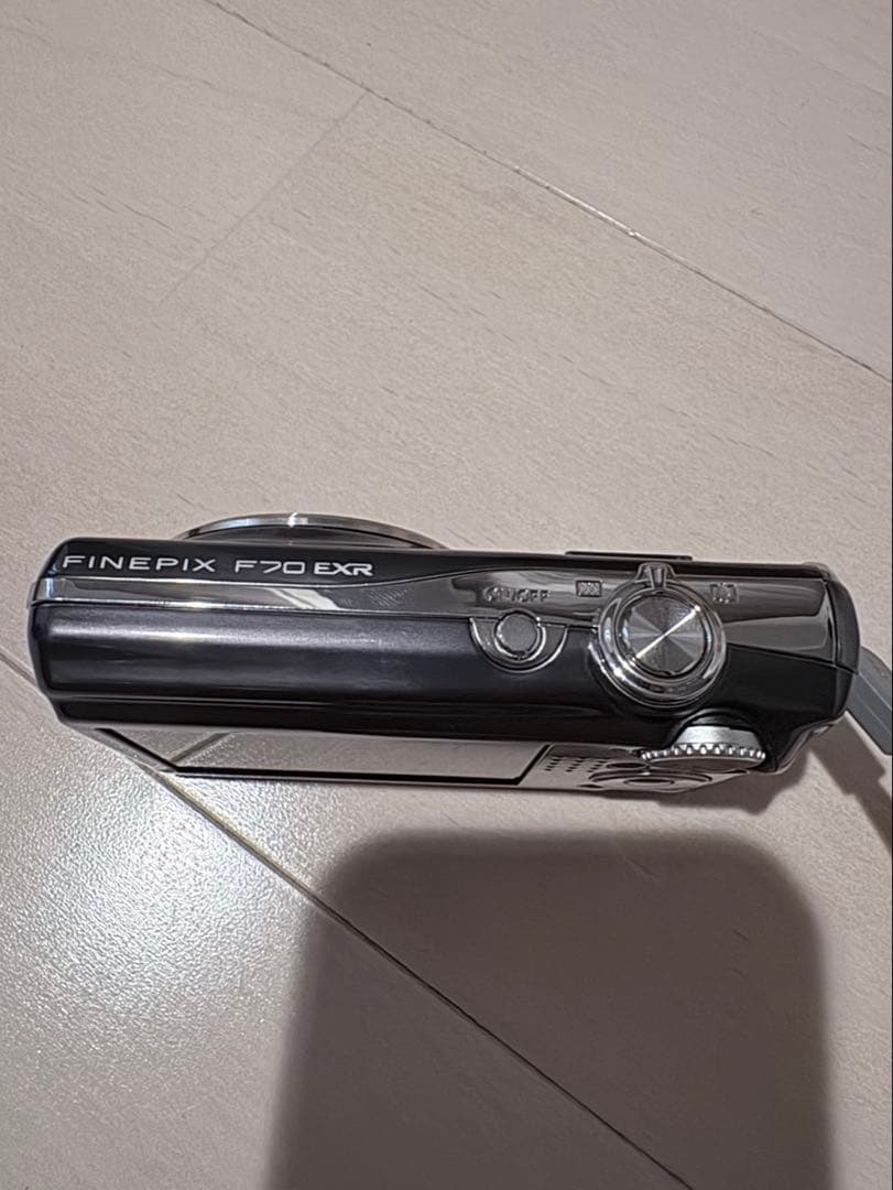 FinepixF70EXR コンパクトデジカメ 付属品完備
