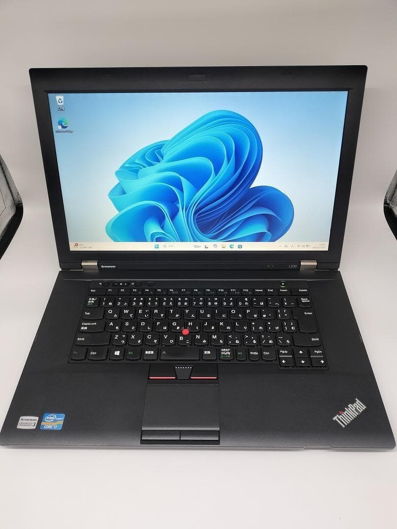 【lenovo】爆速 Corei7/新品SSD256GB ノートパソコン B9