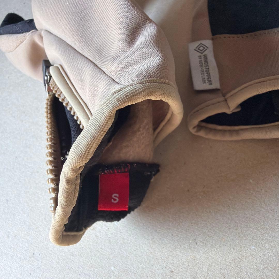 小物 Supreme WINDSTOPPER Zip Gloves Taupe