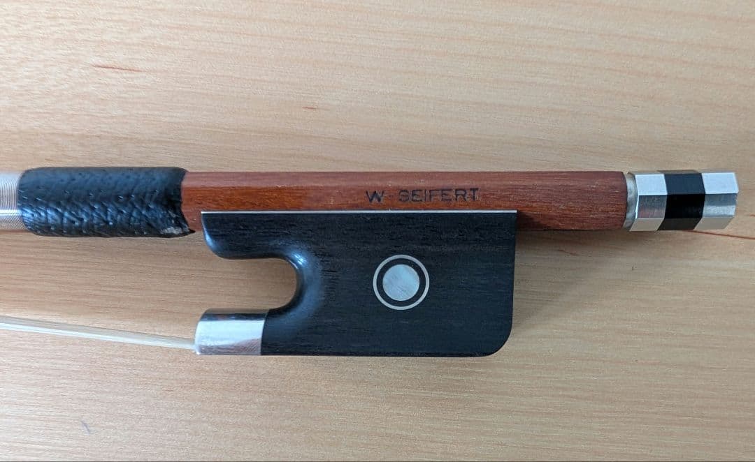 【チェロ弓】 W-Seifert 丸弓 フルサイズ 中古 送料込