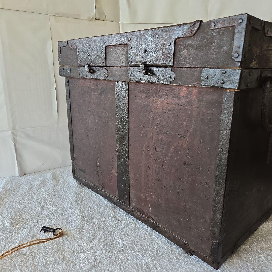 挟箱　鎧櫃　家紋　背負箪笥　武具　刀剣　千両箱　甲冑箱　兜箱　江戸時代　古民具