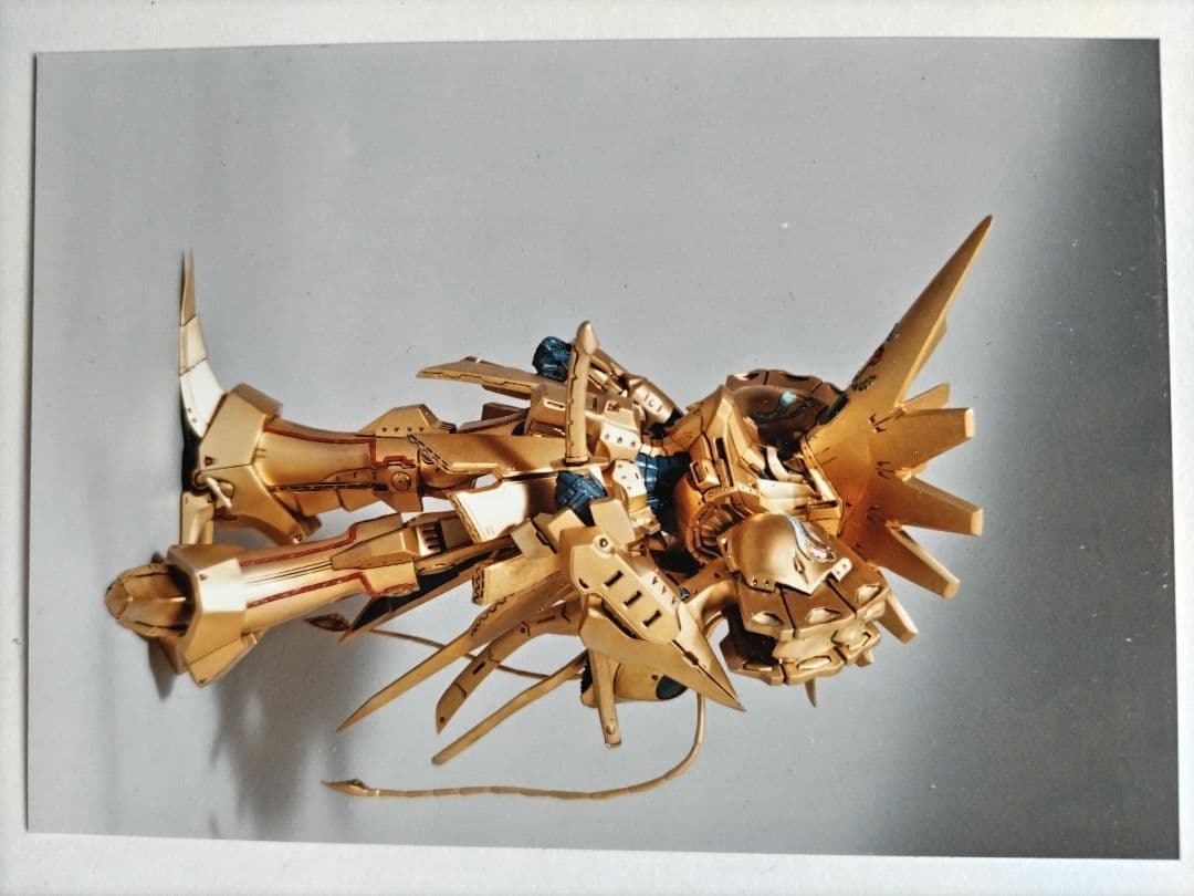 VOLKS 1/100スケール PATRAQUSHIE MIRAGE